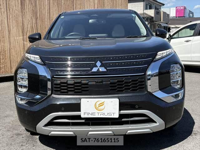 Mitsubishi OUTLANDER PHEV 2022-08 8231243-16