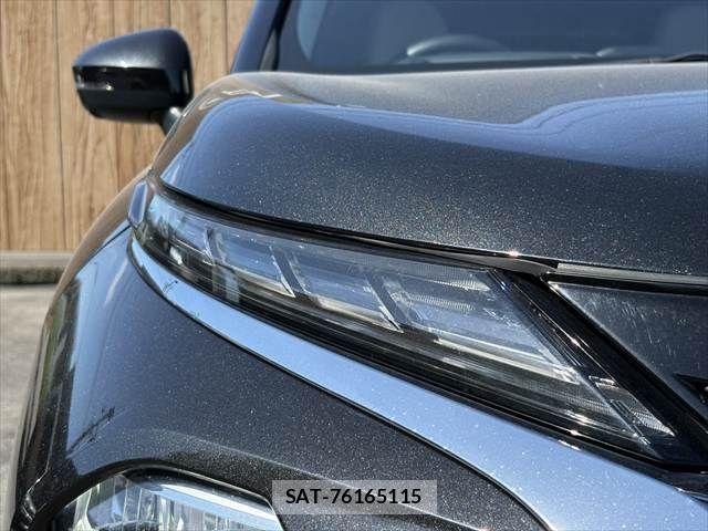 Mitsubishi OUTLANDER PHEV 2022-08 8231243-24
