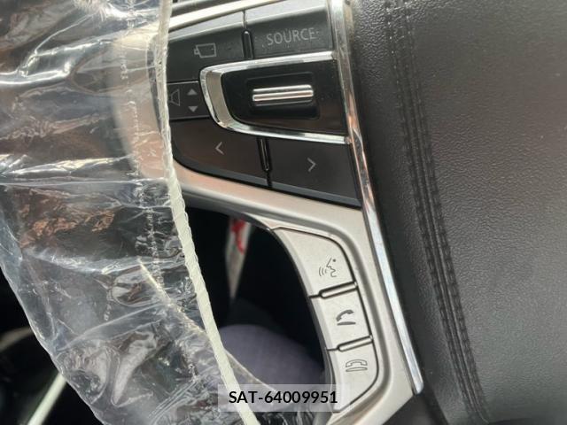 Mitsubishi OUTLANDER PHEV 2015-09 8231244-8