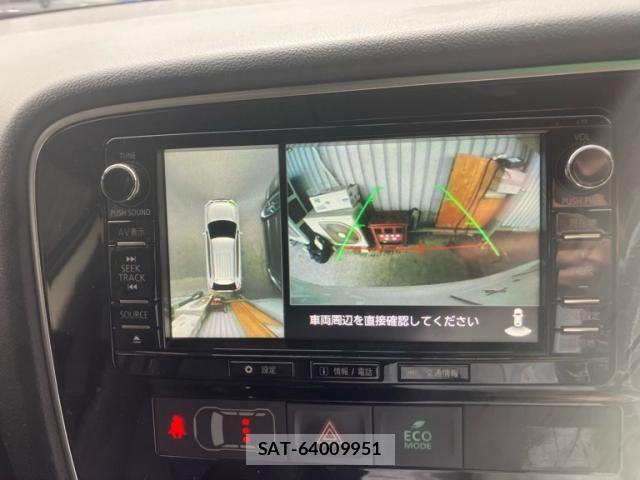 Mitsubishi OUTLANDER PHEV 2015-09 8231244-11