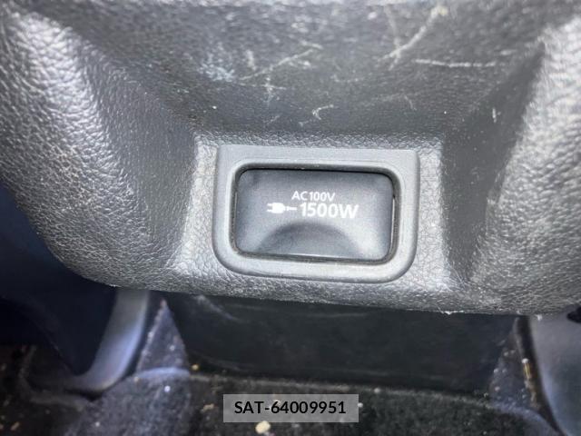 Mitsubishi OUTLANDER PHEV 2015-09 8231244-16