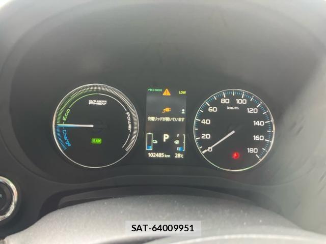 Mitsubishi OUTLANDER PHEV 2015-09 8231244-5