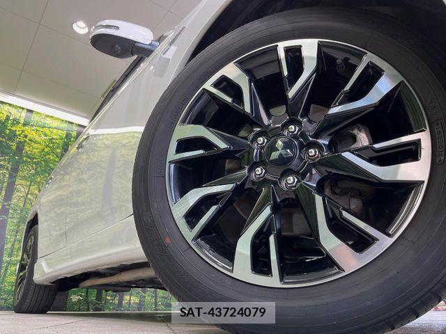 Mitsubishi OUTLANDER PHEV 2016-06 8246292-12
