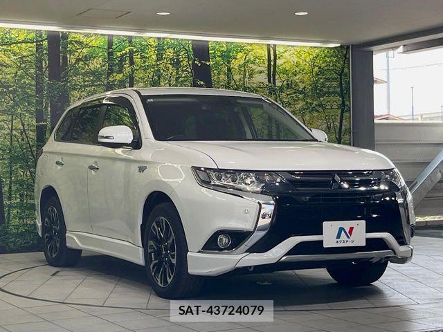 Mitsubishi OUTLANDER PHEV 2016-06 8246292-15