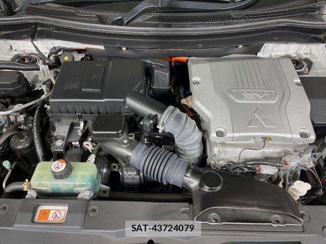 Mitsubishi OUTLANDER PHEV 2016-06 8246292-17