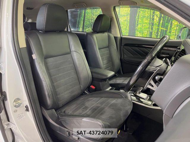 Mitsubishi OUTLANDER PHEV 2016-06 8246292-7