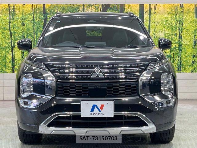 Mitsubishi OUTLANDER PHEV 2022-06 8246290-14