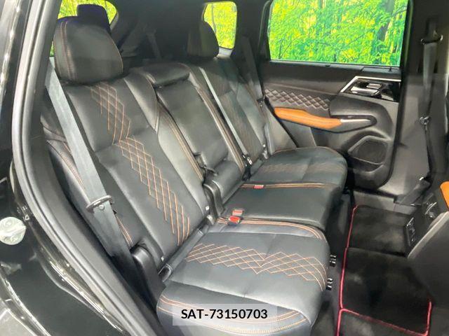 Mitsubishi OUTLANDER PHEV 2022-06 8246290-8