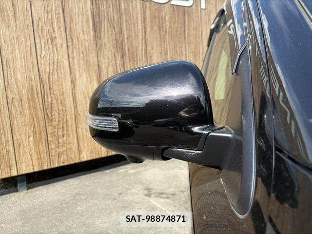 Mitsubishi OUTLANDER PHEV 2016-04 8246293-27