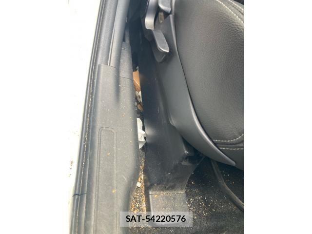 Mitsubishi OUTLANDER PHEV 2013-12 8246294-12