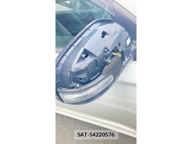 Mitsubishi OUTLANDER PHEV 2013-12 8246294-25