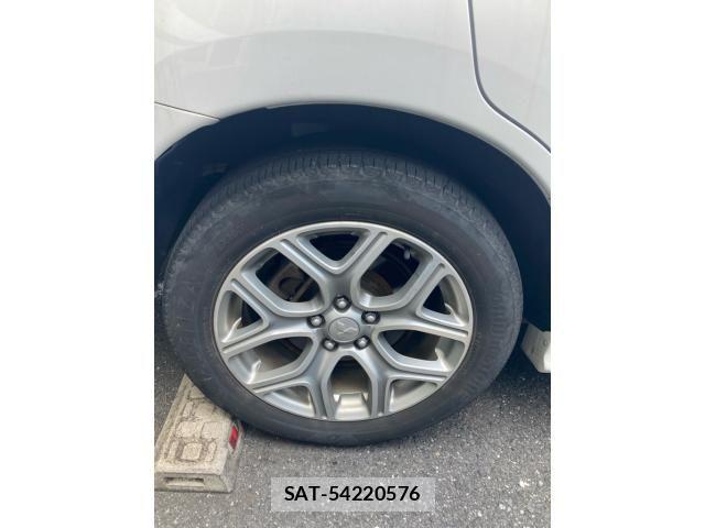 Mitsubishi OUTLANDER PHEV 2013-12 8246294-8
