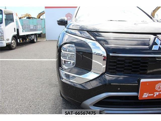 Mitsubishi OUTLANDER PHEV 2024-10 8246286-12