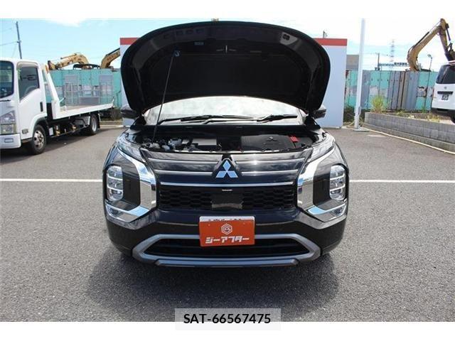 Mitsubishi OUTLANDER PHEV 2024-10 8246286-29