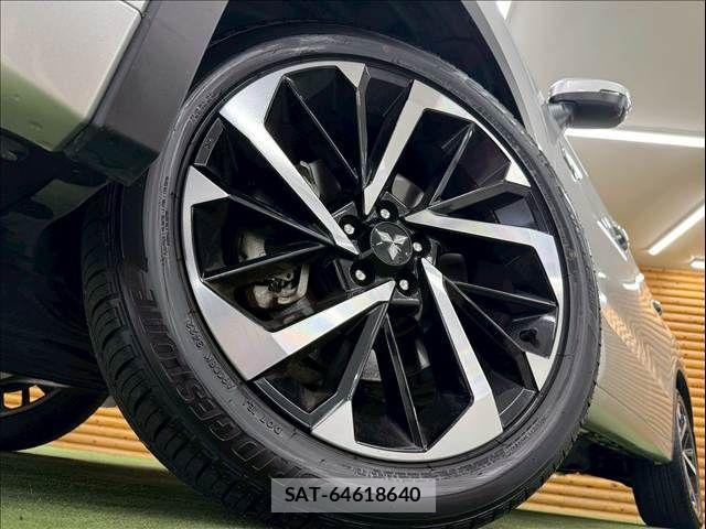 Mitsubishi OUTLANDER PHEV 2023-01 8246289-18