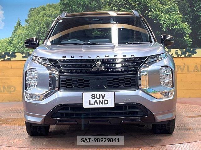 Mitsubishi OUTLANDER PHEV 2023-07 8246287-13
