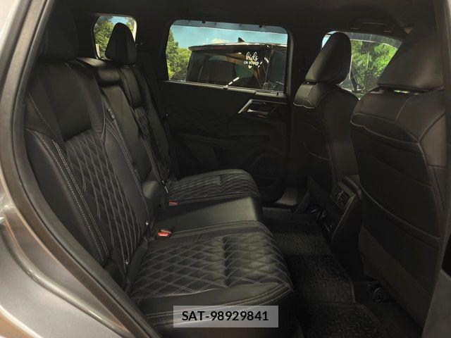 Mitsubishi OUTLANDER PHEV 2023-07 8246287-8