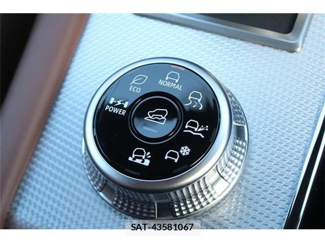 Mitsubishi OUTLANDER PHEV 2024-10 8246284-27