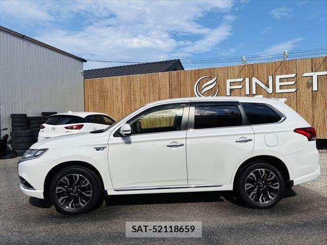 Mitsubishi OUTLANDER PHEV 2015-11 8316309-22
