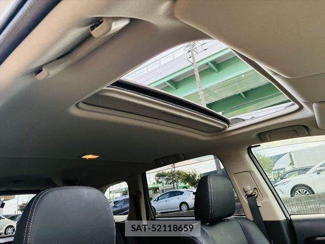 Mitsubishi OUTLANDER PHEV 2015-11 8316309-2