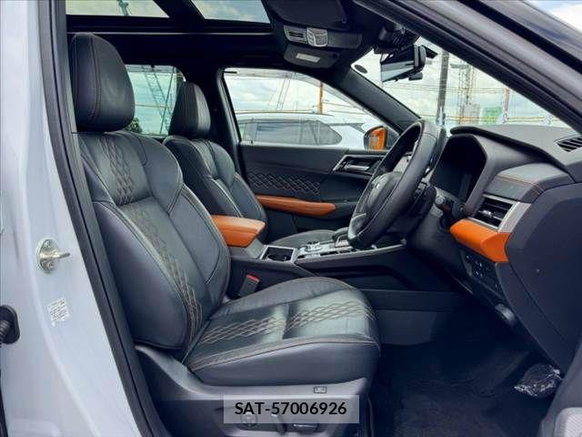 Mitsubishi OUTLANDER PHEV 2022-07 8316306-15
