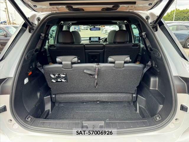 Mitsubishi OUTLANDER PHEV 2022-07 8316306-18