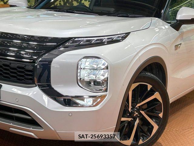 Mitsubishi OUTLANDER PHEV 2022-08 8316297-11