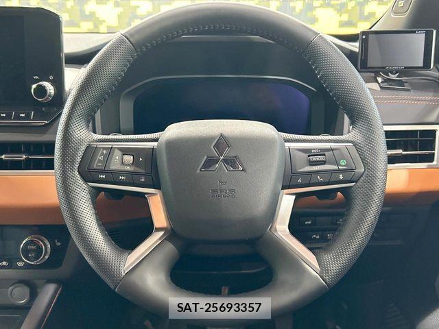 Mitsubishi OUTLANDER PHEV 2022-08 8316297-12