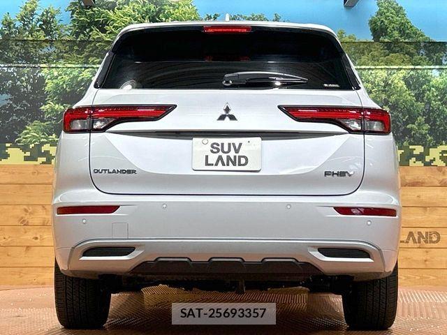 Mitsubishi OUTLANDER PHEV 2022-08 8316297-15