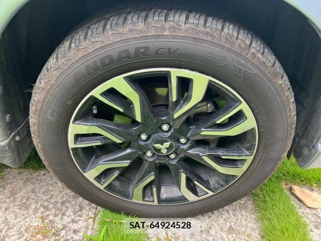 Mitsubishi OUTLANDER PHEV 2016-01 8316308-2