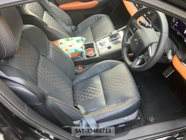 Mitsubishi OUTLANDER PHEV 2022-07 8316300-17