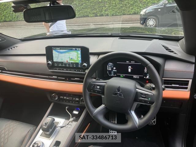 Mitsubishi OUTLANDER PHEV 2022-07 8316300-18