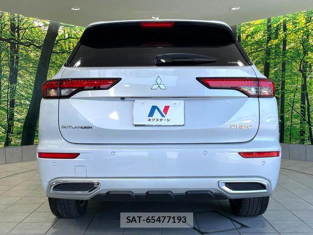 Mitsubishi OUTLANDER PHEV 2022-06 8316301-14