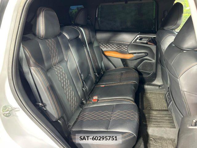 Mitsubishi OUTLANDER PHEV 2022-05 8316299-8