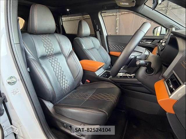 Mitsubishi OUTLANDER PHEV 2023-11 8337331-9