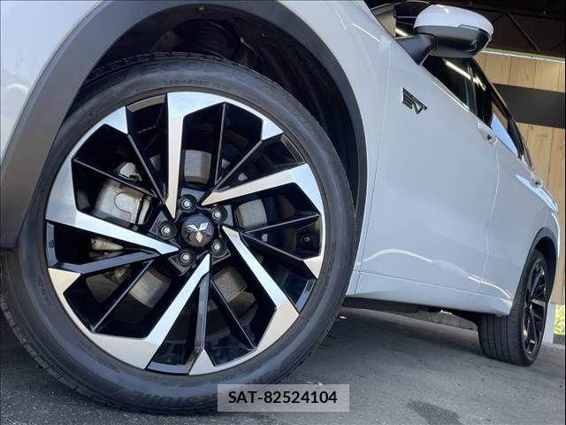 Mitsubishi OUTLANDER PHEV 2023-11 8337331-18
