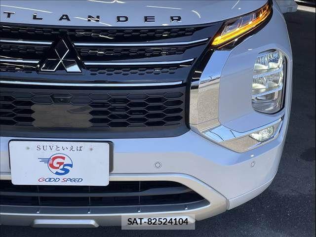 Mitsubishi OUTLANDER PHEV 2023-11 8337331-19