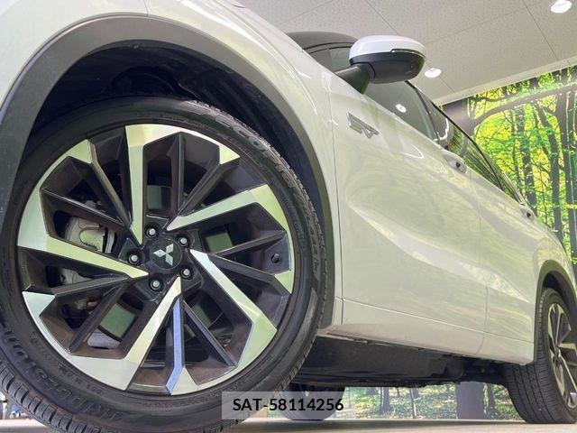 Mitsubishi OUTLANDER PHEV 2022-07 8337327-13