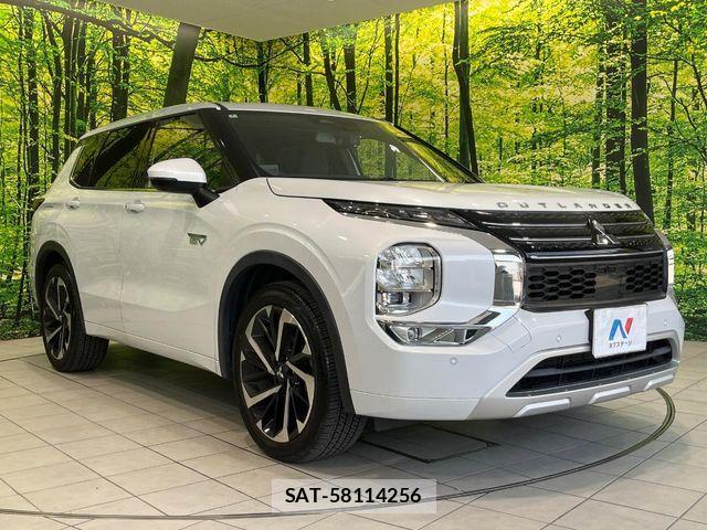 Mitsubishi OUTLANDER PHEV 2022-07 8337327-16