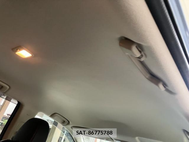 Mitsubishi OUTLANDER PHEV 2014-08 8337336-13