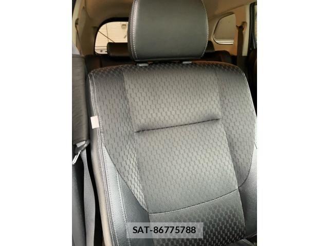 Mitsubishi OUTLANDER PHEV 2014-08 8337336-16