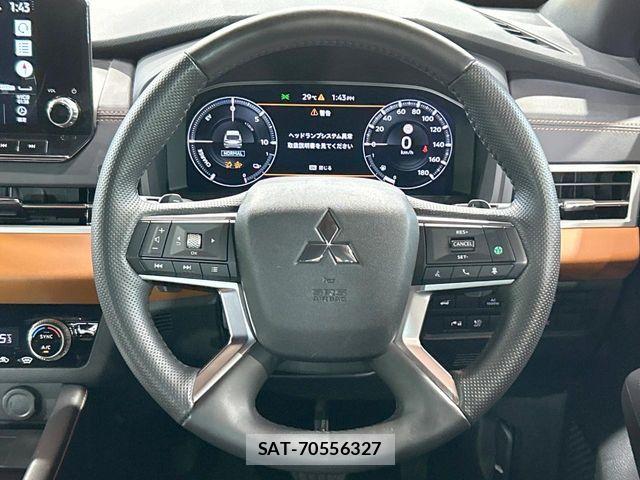 Mitsubishi OUTLANDER PHEV 2022-07 8337329-11