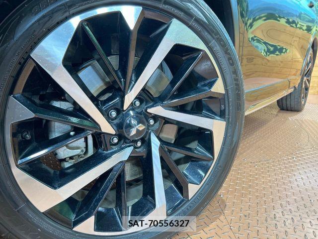 Mitsubishi OUTLANDER PHEV 2022-07 8337329-13