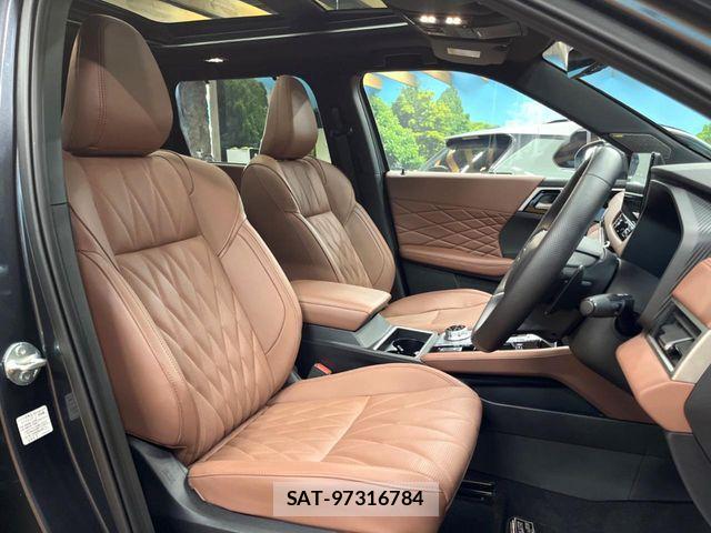 Mitsubishi OUTLANDER PHEV 2024-10 8337326-9