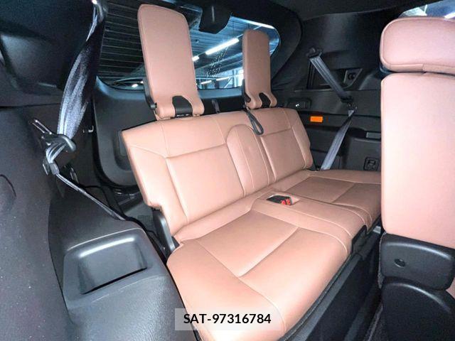 Mitsubishi OUTLANDER PHEV 2024-10 8337326-11