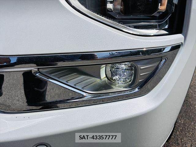 Mitsubishi OUTLANDER PHEV 2023-06 8337328-13