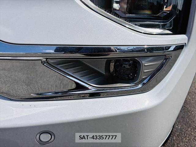 Mitsubishi OUTLANDER PHEV 2023-06 8337328-24