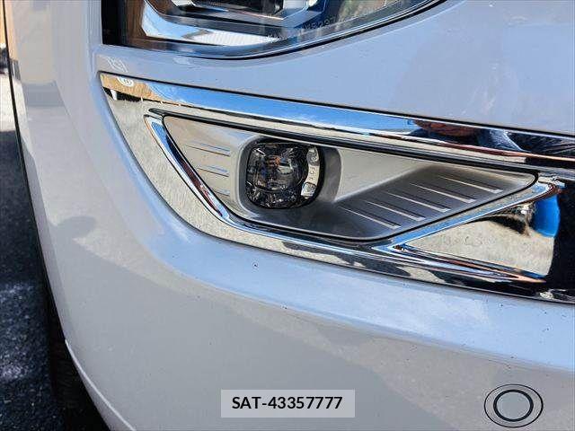 Mitsubishi OUTLANDER PHEV 2023-06 8337328-25