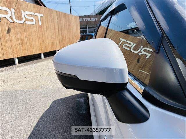 Mitsubishi OUTLANDER PHEV 2023-06 8337328-27