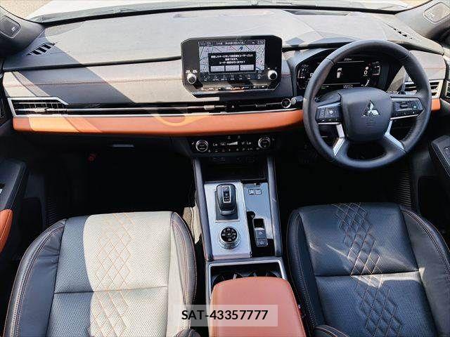 Mitsubishi OUTLANDER PHEV 2023-06 8337328-2